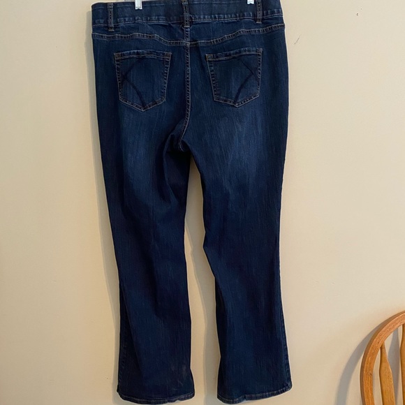 Lane Bryant Jeans size 18 - Picture 3 of 5